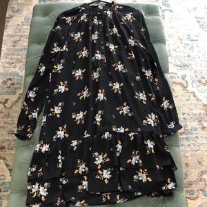 EUC (worn once) navy Loft dress - size L